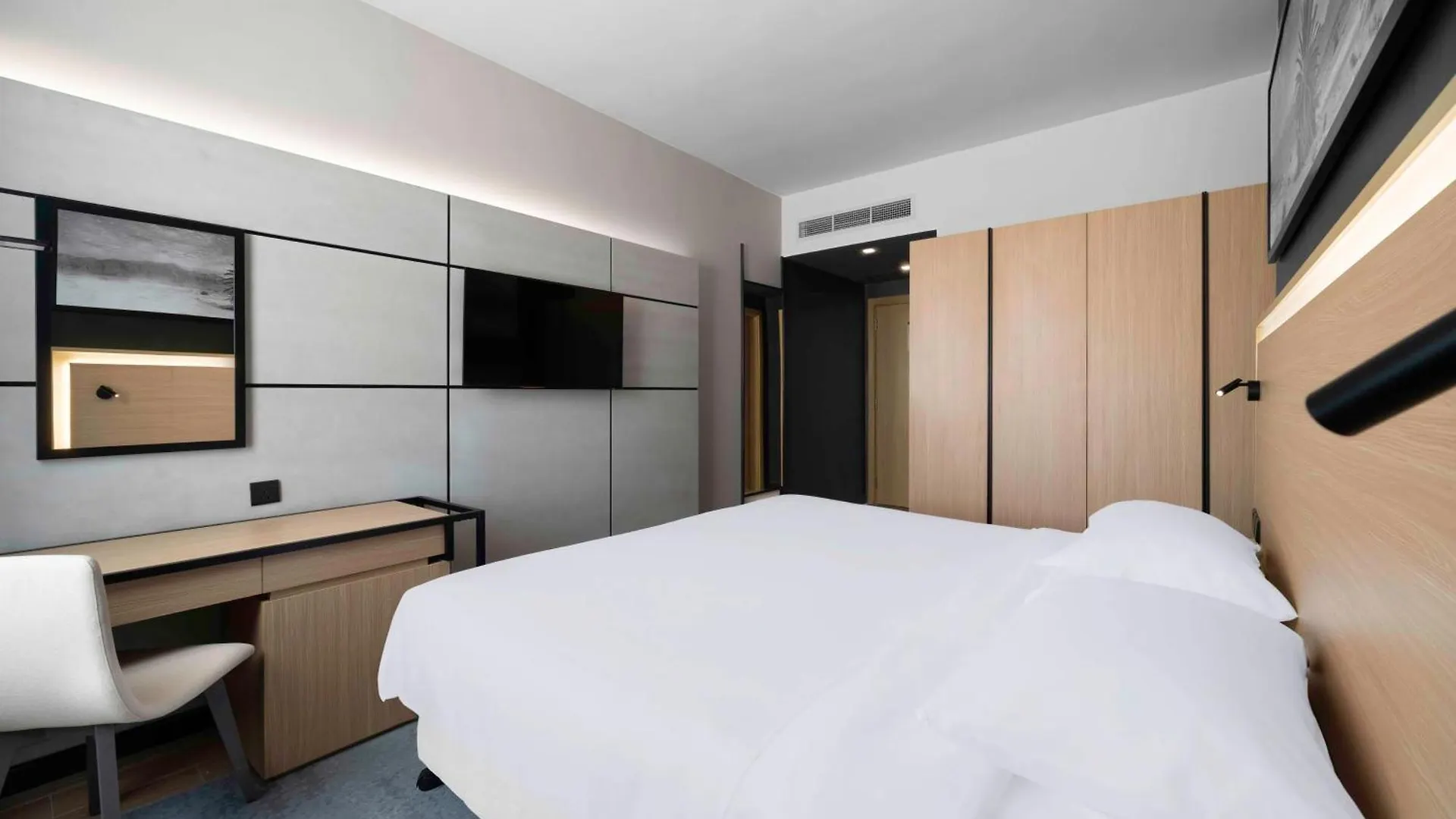 **** فندق Park Inn By Radisson Makkah Thakher Alsharqi مكة المملكة العربية السعودية