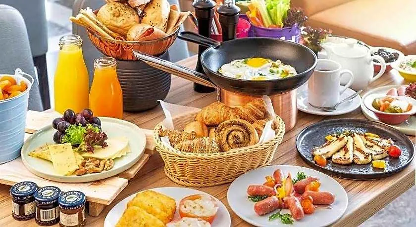 **** Hotel Park Inn by Radisson Makkah Thakher Alsharqi Mecca Arab Saudi