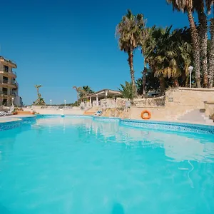 Xemxija Bay San Pawl il-Baħar